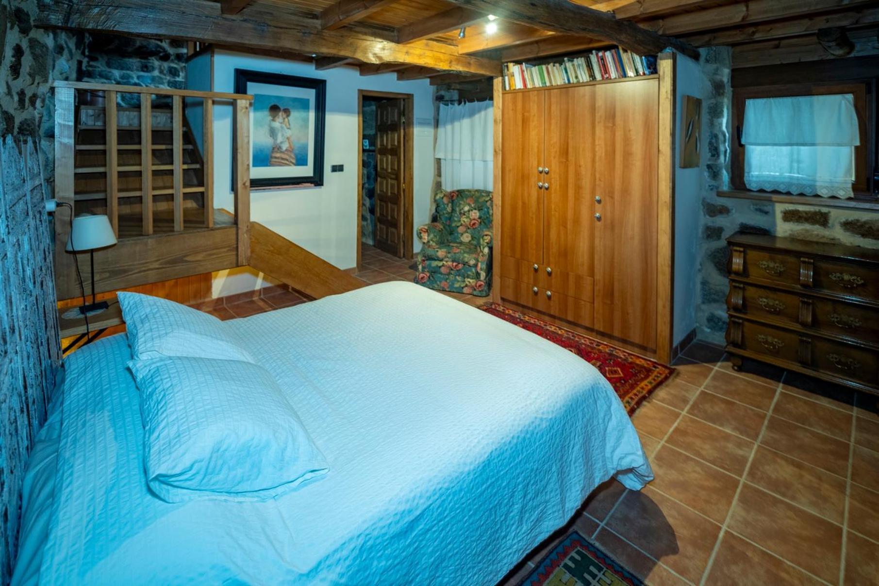 Alouminos Do Ribeiro Apartment Ourense Bagian luar foto